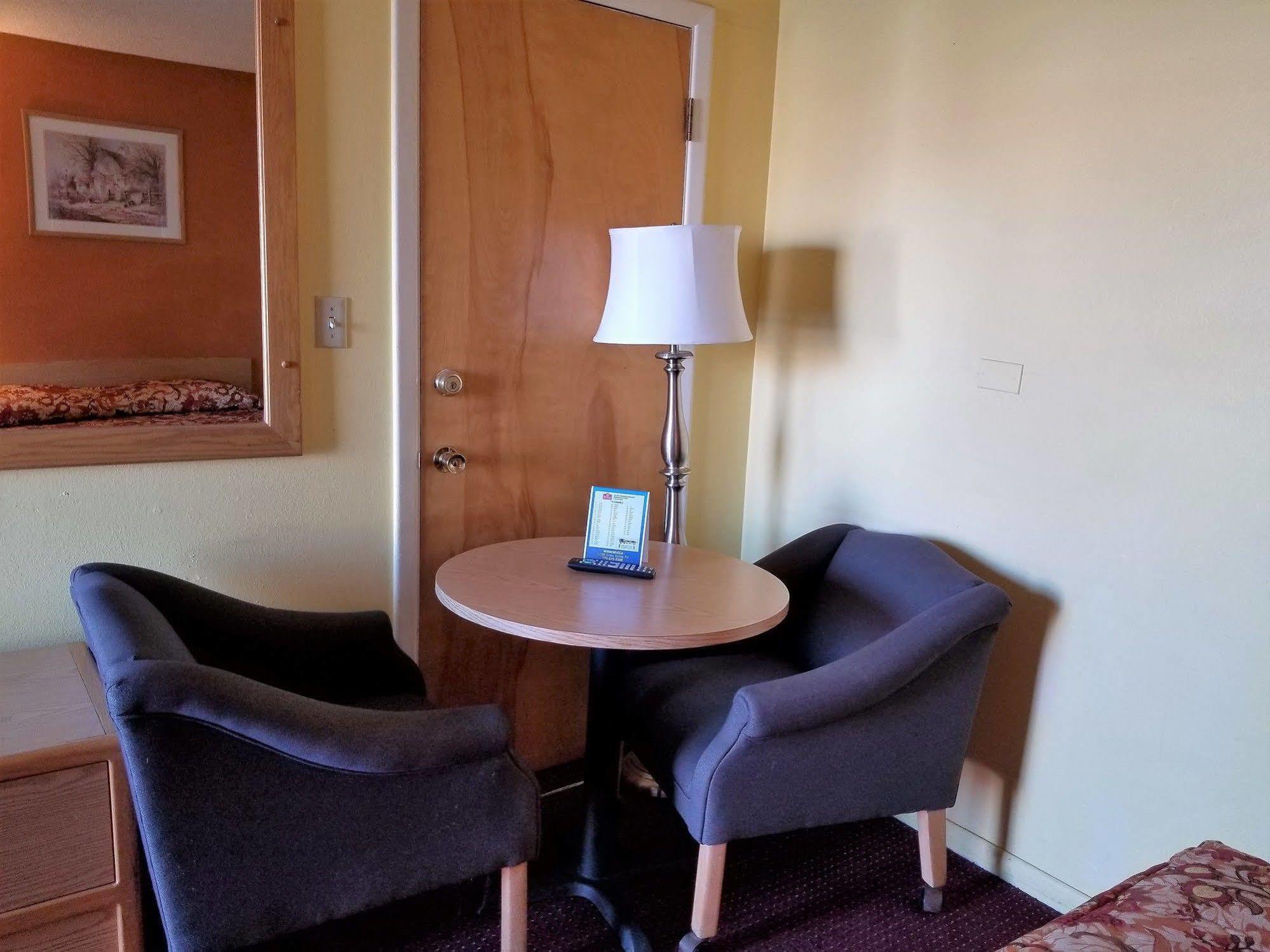 Regency Inn Уиннемакка Экстерьер фото